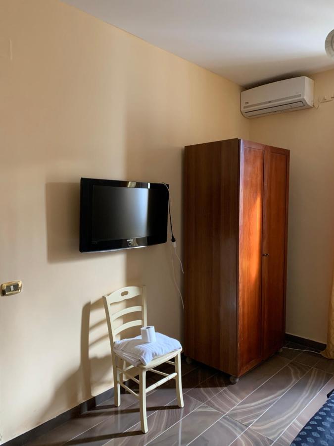 Room Elia Neapel Exteriör bild